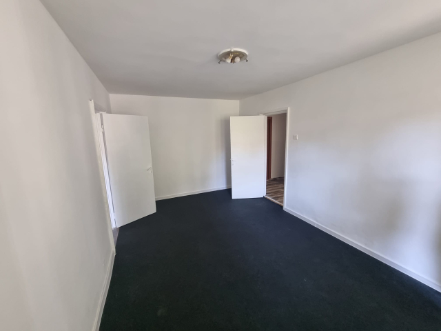 Apartament de vanzare, 2 camere,  semidecomandat,  54 mp, Tatarasi,  (Piata Chirila) 163410