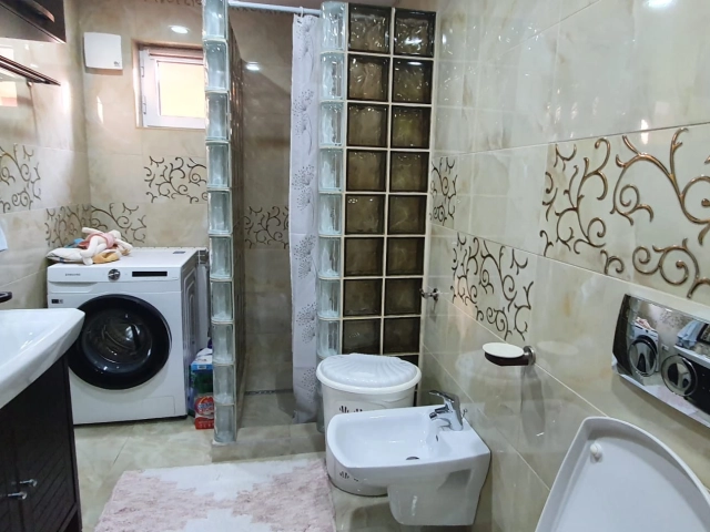Apartament 3 camere - Tatarasi