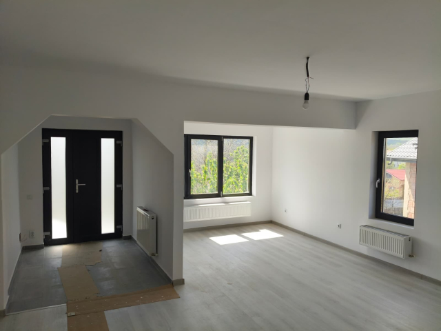 Tomesti casa 100mp, 3 camere,  de vanzare,  (  dupa primarie) 160649