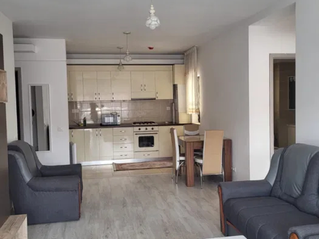 2 camere,  semidecomandat,  58 mp, de inchiriat apartament in zona 1 Mai,  (Galeria) 162853