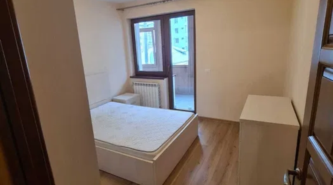 Oferta Precista apartament 70 mp, 3 camere, decomandat, de inchiriat imagine 1
