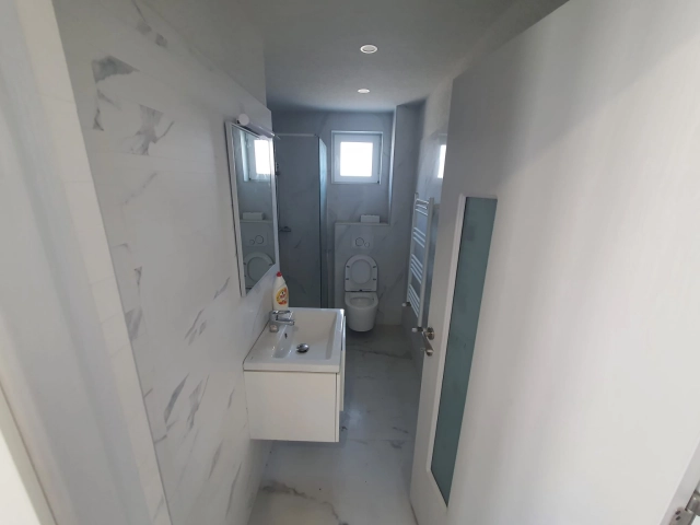 Apartament 8 camere - Valea Lupului