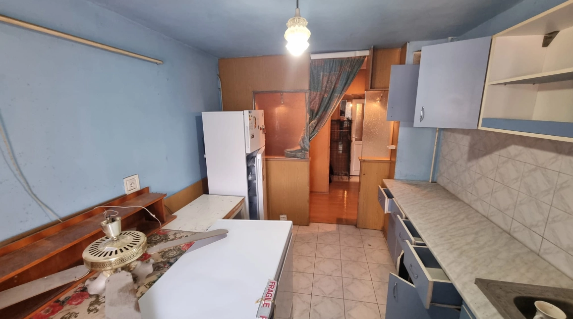 Oferta 4 camere, decomandat, 93 mp, de vanzare apartament in zona Tomesti,  Scoala Patrascanu imagine 1