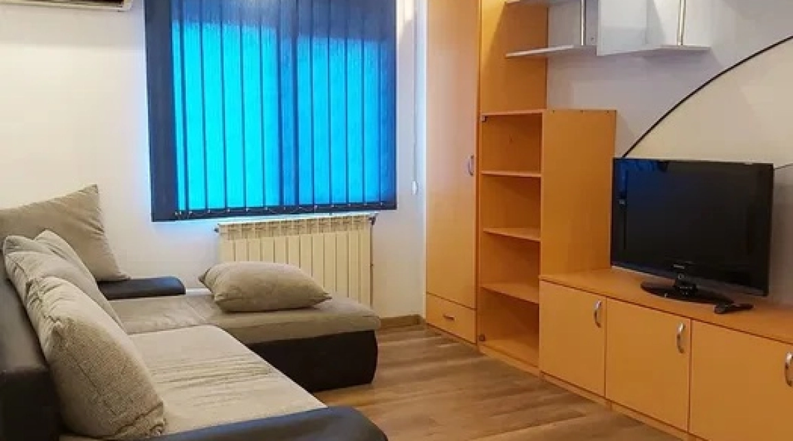 Oferta De vanzare apartament, 2 camere, decomandat, 56 mp, Centru,  Intersectie Podul de fier imagine 1
