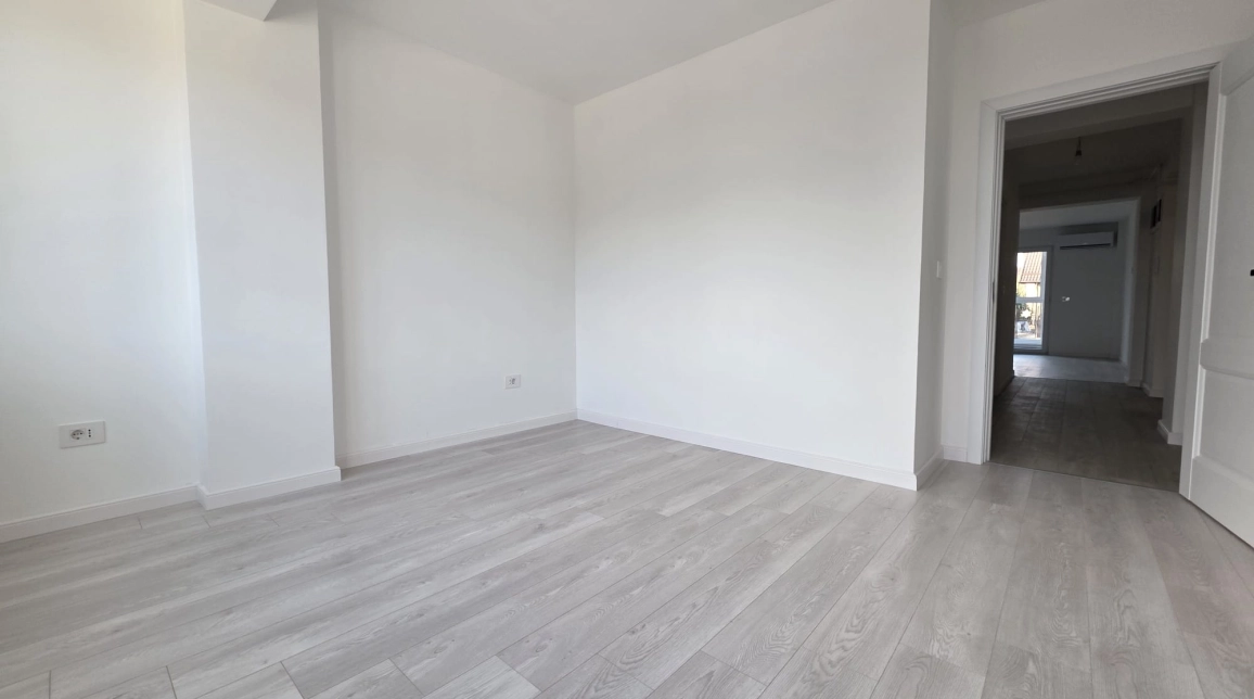 Oferta 2 camere, decomandat, 61 mp, de vanzare apartament nou in zona Pacurari,  Mega Image- Str. Soarelui imagine 2