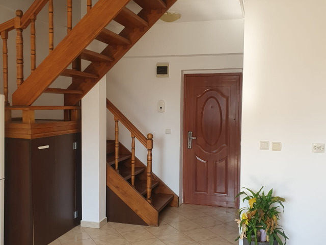 Calea Romanului apartament  71 mp, 2 camere,  duplex, de vanzare,  (White Lady ) 163069