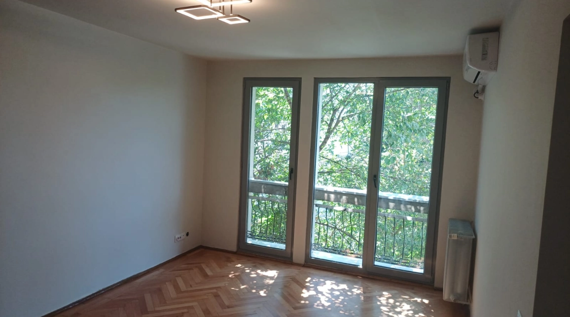 Oferta Titan apartament 60 mp, 3 camere, semidecomandat, de vanzare,  Piata Minis imagine 12