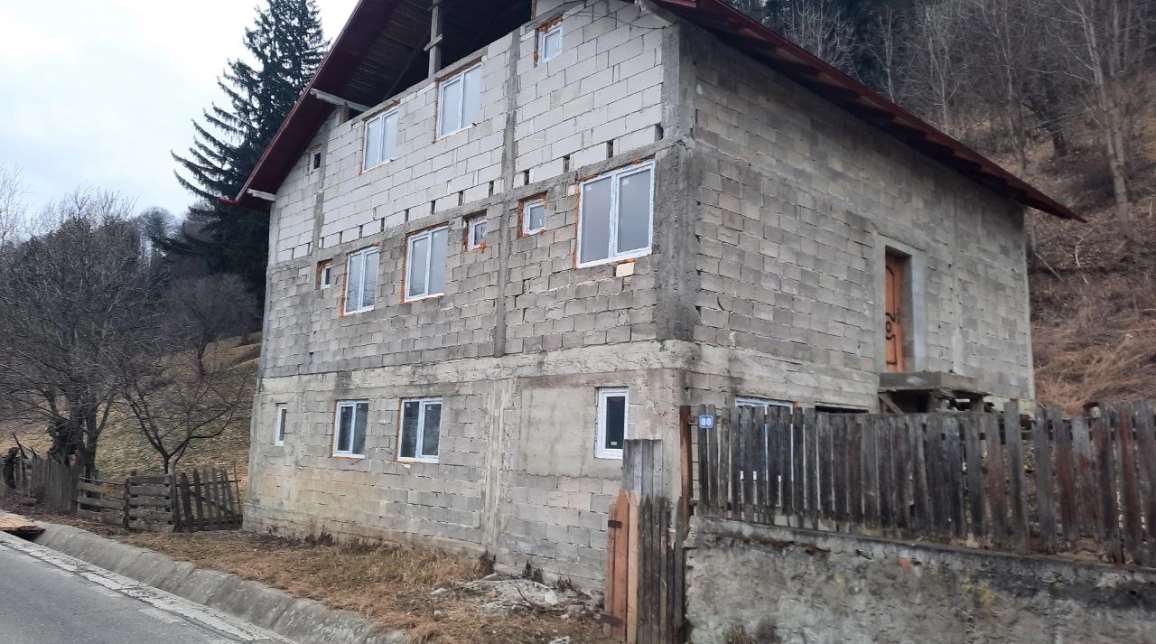 Oferta Casa de vanzare, 0 camere, 290 mp, Alexandru cel bun (Jud. Neamt),  Vadurele imagine 2