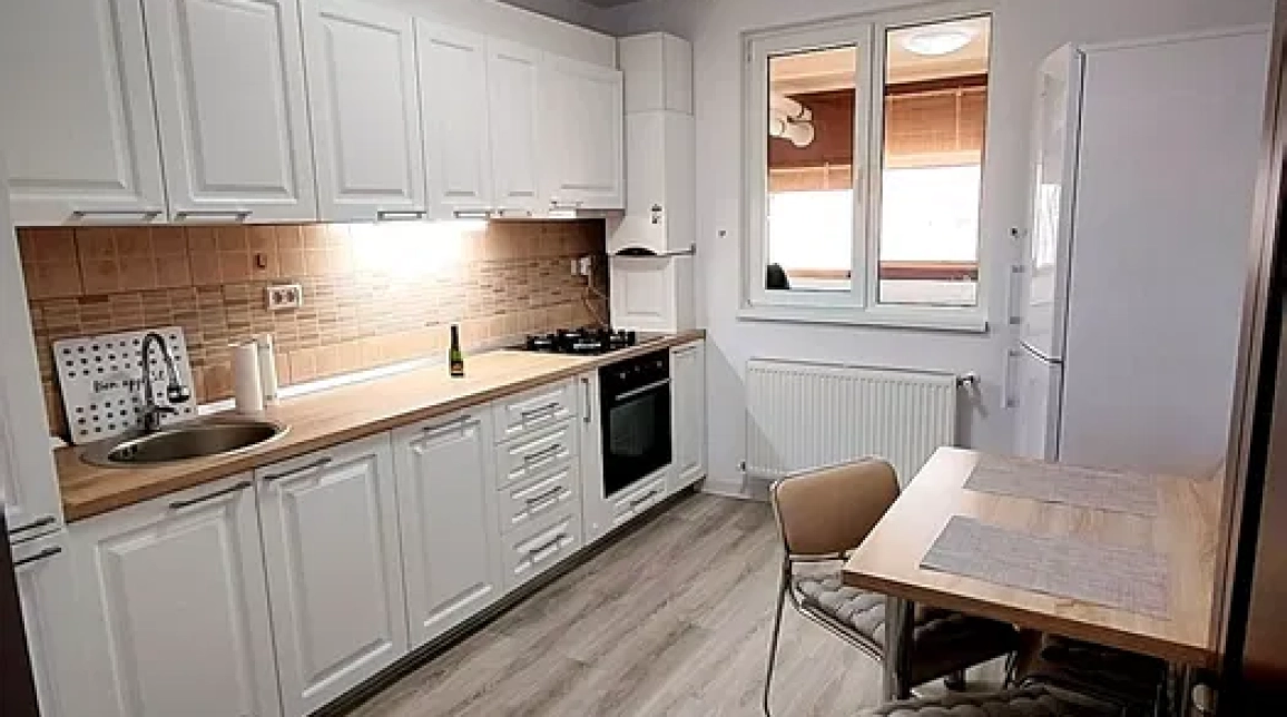 Oferta Apartament, 2 camere decomandat, 80 mp, Calea Romanului, de inchiriat imagine 3