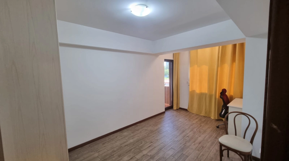 Oferta De inchiriat apartament nou, 3 camere, semidecomandat, 60 mp, Tudor Vladimirescu,  5 min pana la Iulius Mall imagine 6
