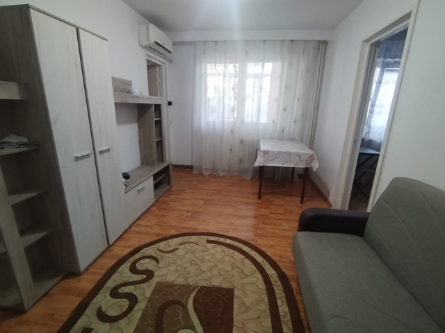 Apartament, 2 camere  nedecomandat,  40 mp, Tatarasi, de inchiriat,  (Ateneul Tatarasi) 163426