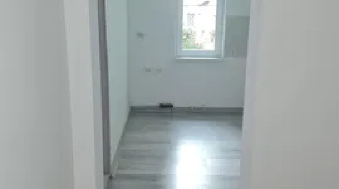 Oferta De vanzare apartament, 3 camere, semidecomandat, 40 mp, Darmanesti,  Liceul de informatica imagine 6