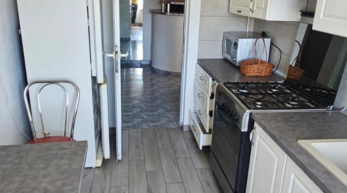 Oferta De vanzare apartament, 2 camere, decomandat, 60 mp, Pacurari,  PETRU PONI, PIZZA SMILE imagine 4