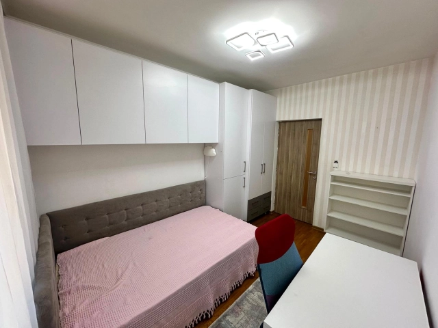 Apartament 3 camere - Valea Lupului