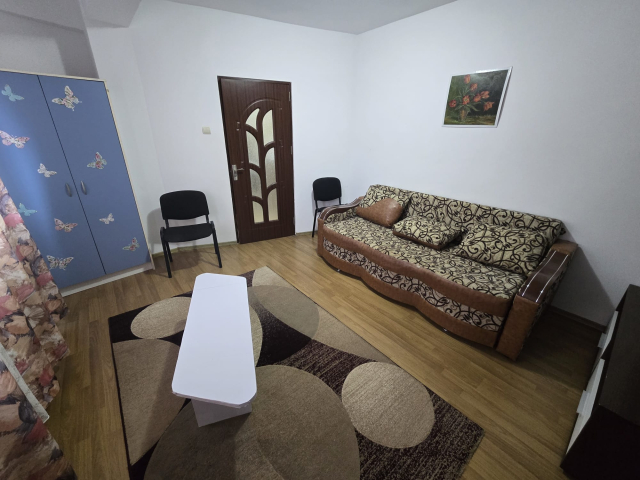 De vanzare apartament, 2 camere,  decomandat,  43 mp, Nicolina,  (CUG) 163497