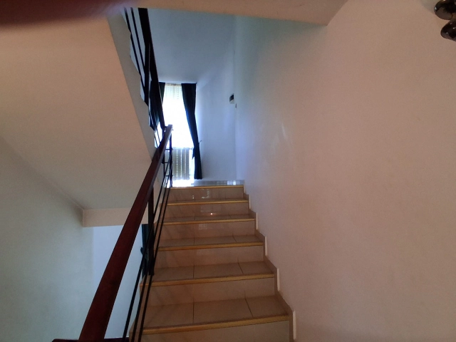 Apartament 5 camere - Bucium