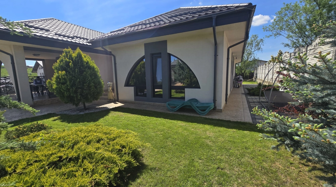Oferta De vanzare casa, 5 camere, 180 mp, Visani,  700m de Freya imagine 2