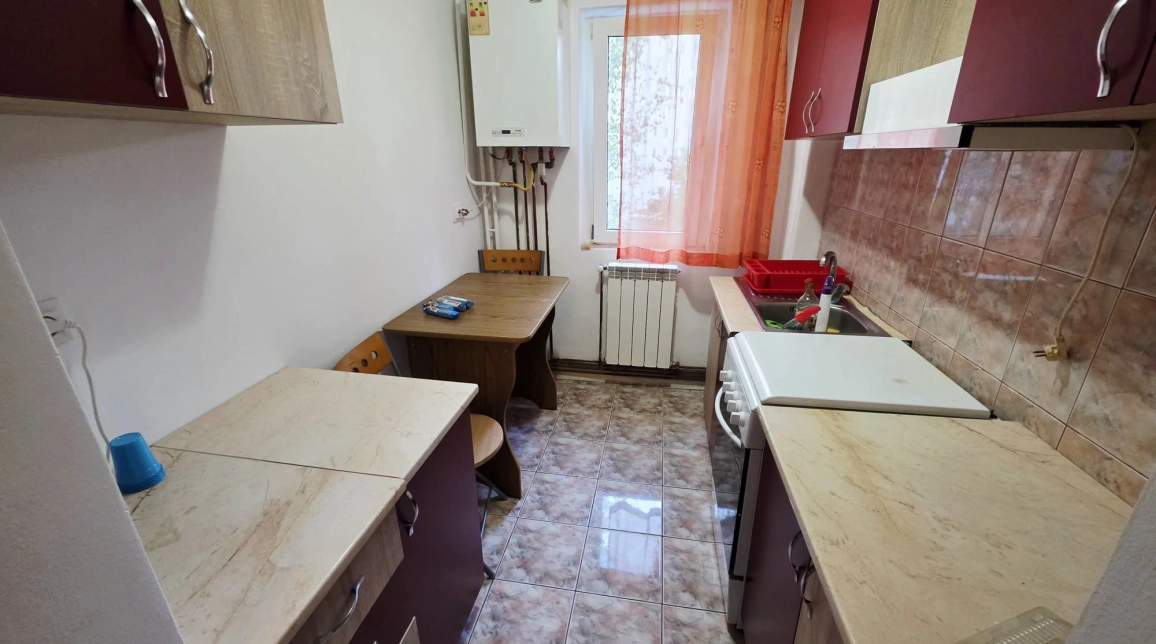 Oferta De inchiriat apartament, 3 camere, semidecomandat, 54 mp, Alexandru cel Bun,  Minerva imagine 6