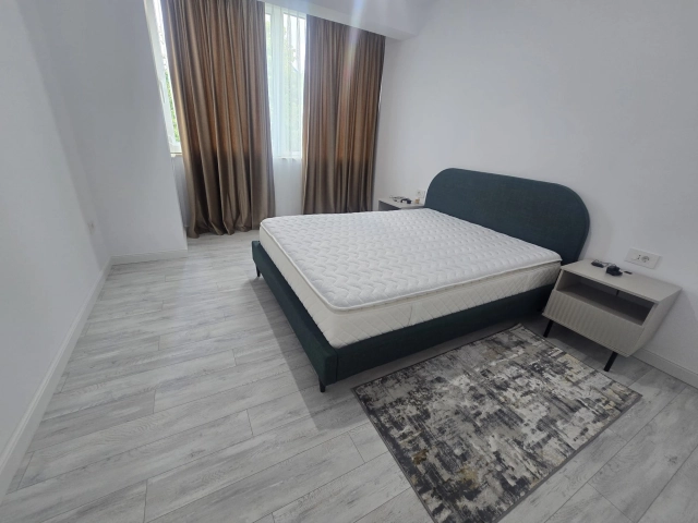 Apartament 4 camere - Popas Pacurari