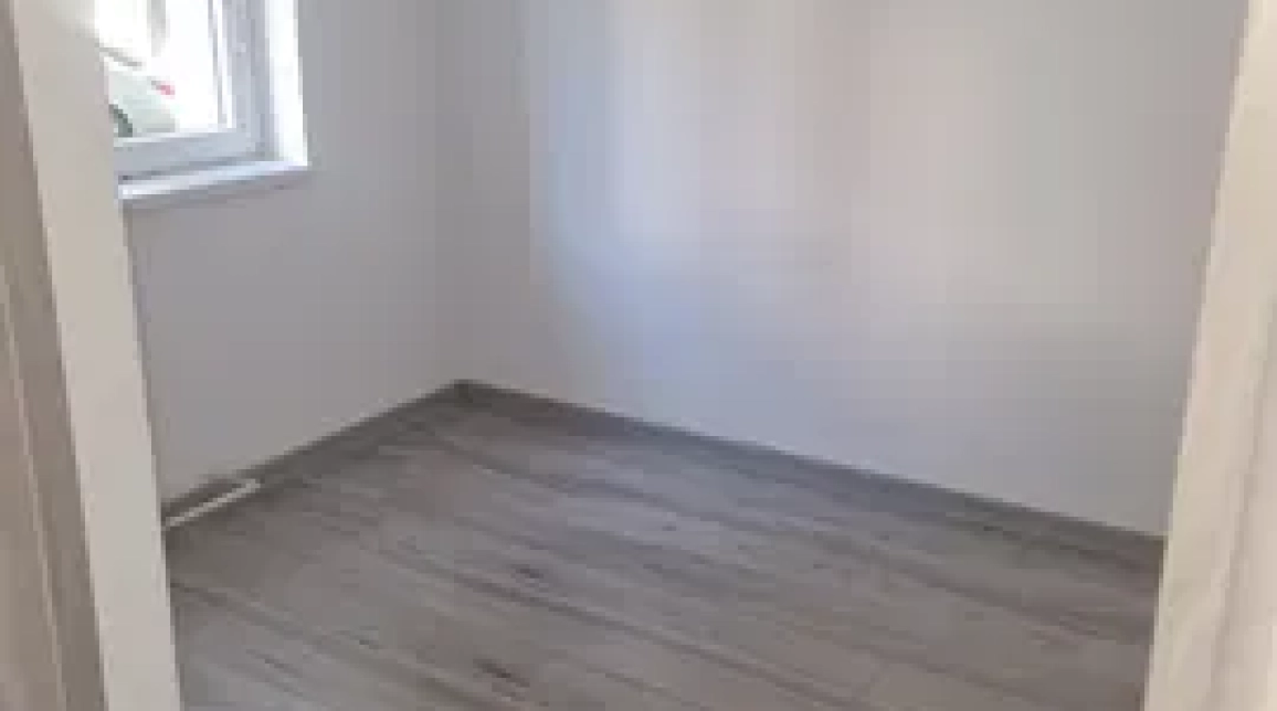 Oferta De vanzare apartament, 3 camere, semidecomandat, 40 mp, Darmanesti,  Liceul de informatica imagine 2