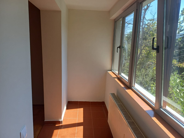 Titan apartament  60 mp, 3 camere,  semidecomandat, de vanzare,  (Piata Minis) 163384