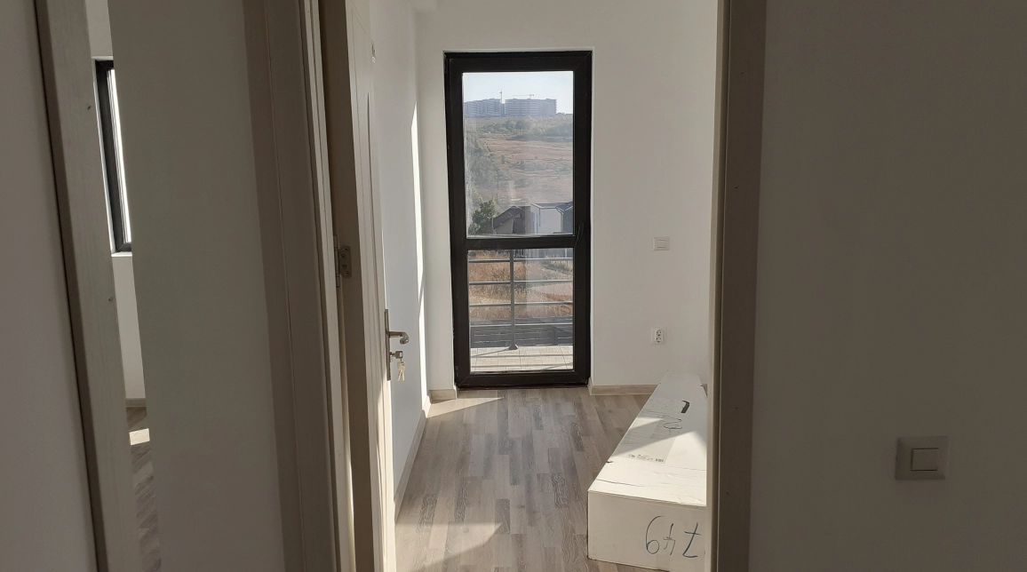 Oferta 4 camere, 105 mp, de vanzare casa in zona Rediu,   imagine 11