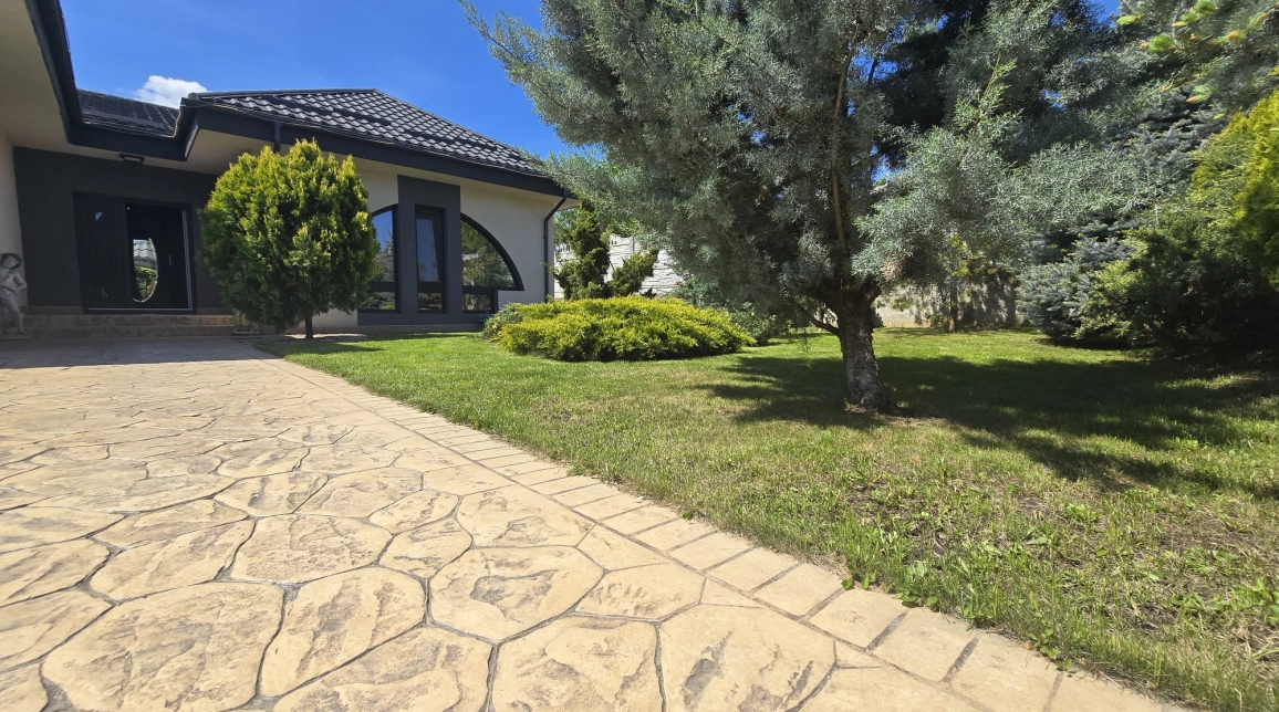 Oferta De vanzare casa, 5 camere, 180 mp, Visani,  700m de Freya imagine 1