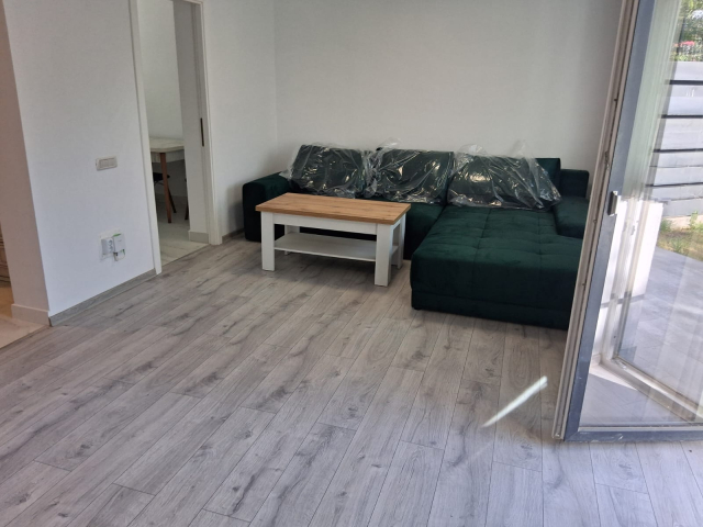 De vanzare vila, 4 camere,  100mp, Visani,  (dupa TLT la strada principala) 163047