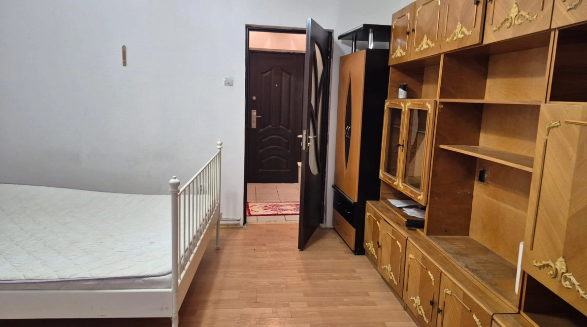 Oferta De inchiriat apartament, 1 camera, open-space, 30 mp, Tatarasi,  Statia Flora imagine 2