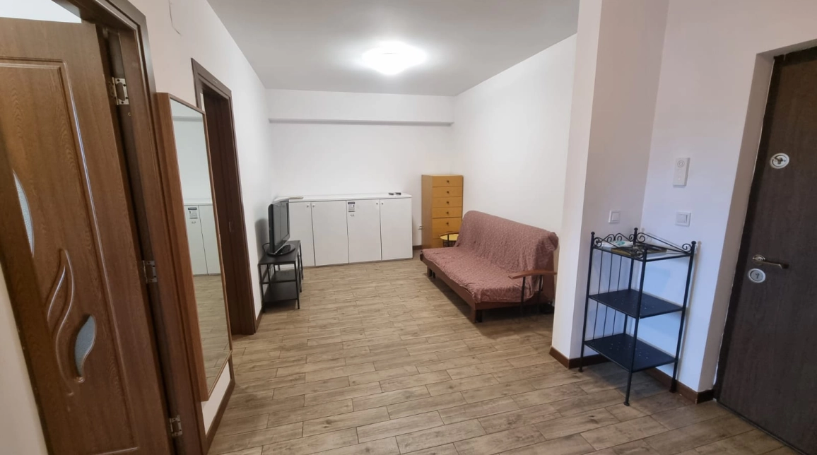 Oferta De inchiriat apartament nou, 3 camere, semidecomandat, 60 mp, Tudor Vladimirescu,  5 min pana la Iulius Mall imagine 3