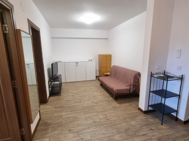 De inchiriat apartament nou, 3 camere,  semidecomandat,  60 mp, Tudor Vladimirescu,  (5 min pana la Iulius Mall ) 162542