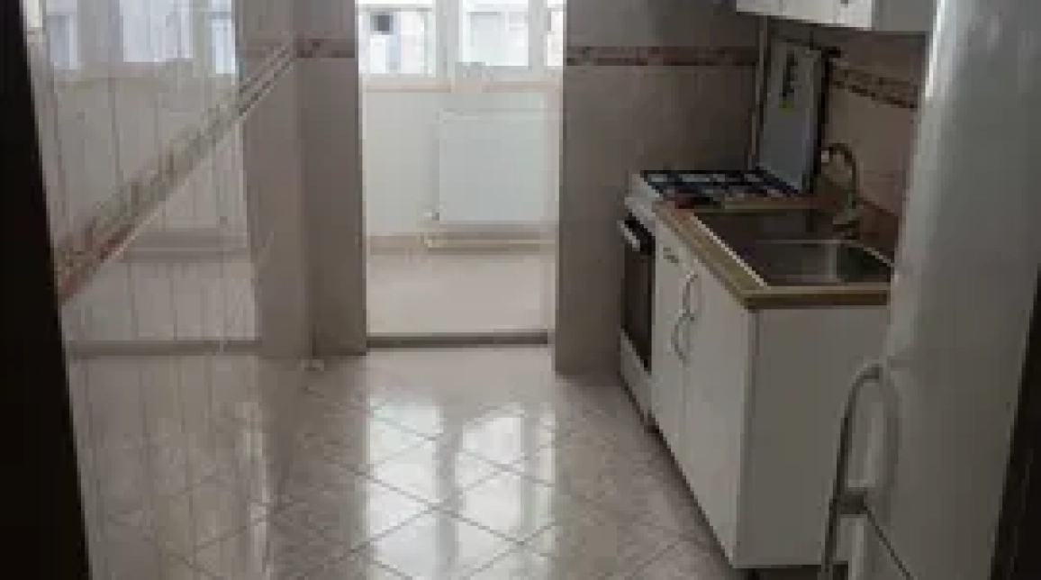 Oferta Central apartament 47 mp, 2 camere, decomandat, de vanzare,  Dacia imagine 5