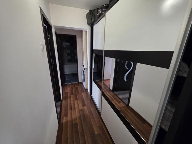 De vanzare apartament, 3 camere,  decomandat,  60 mp, Alexandru cel Bun,  (Piata Alexandru) 162087