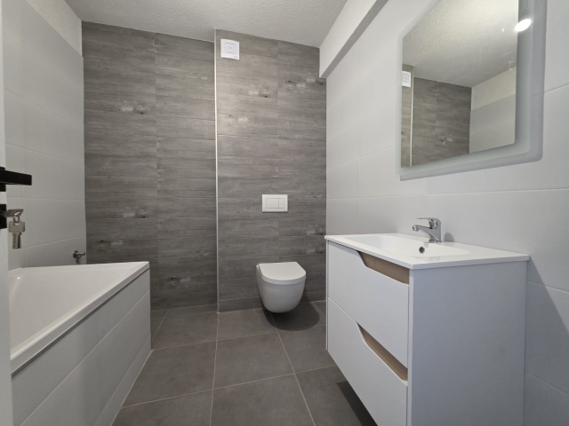 2 camere,  decomandat,  61 mp, de vanzare apartament nou in zona Pacurari,  (Mega Image- Str. Soarelui) 152508