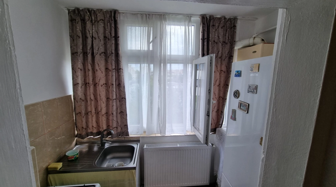 Oferta Nicolina apartament 35 mp, 1 camera, decomandat, de vanzare,  Prima statie - LIDL imagine 6