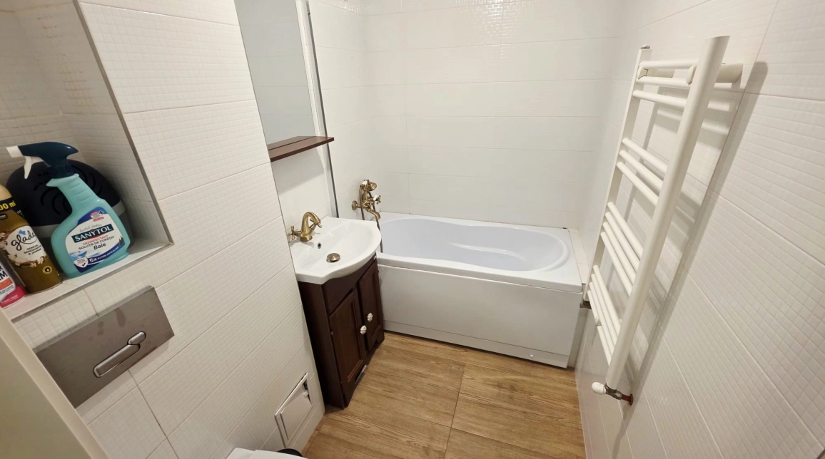 Oferta Alexandru cel Bun apartament 38 mp, 2 camere, decomandat, de vanzare,  Bis. Sf. Nectarie imagine 3