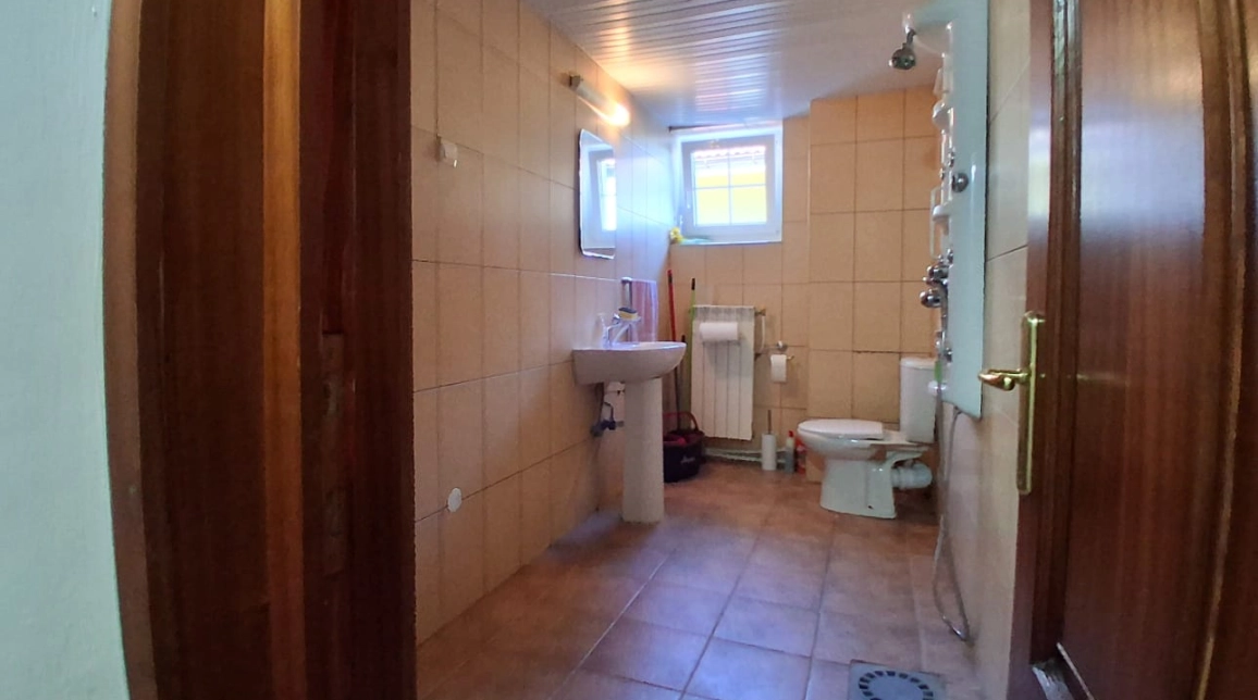 Oferta De vanzare casa, 5 camere, 390 mp, Bucium,   imagine 21