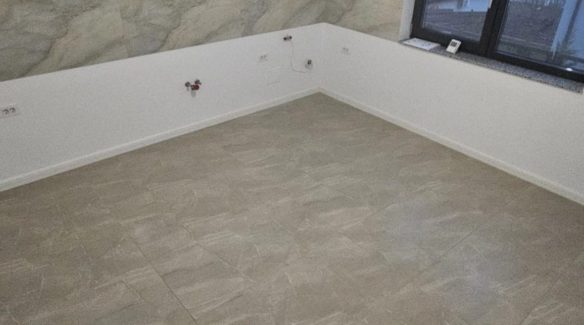Oferta De vanzare casa, 4 camere, 105 mp, Rediu,  (La asfalt si statie autobus) imagine 3