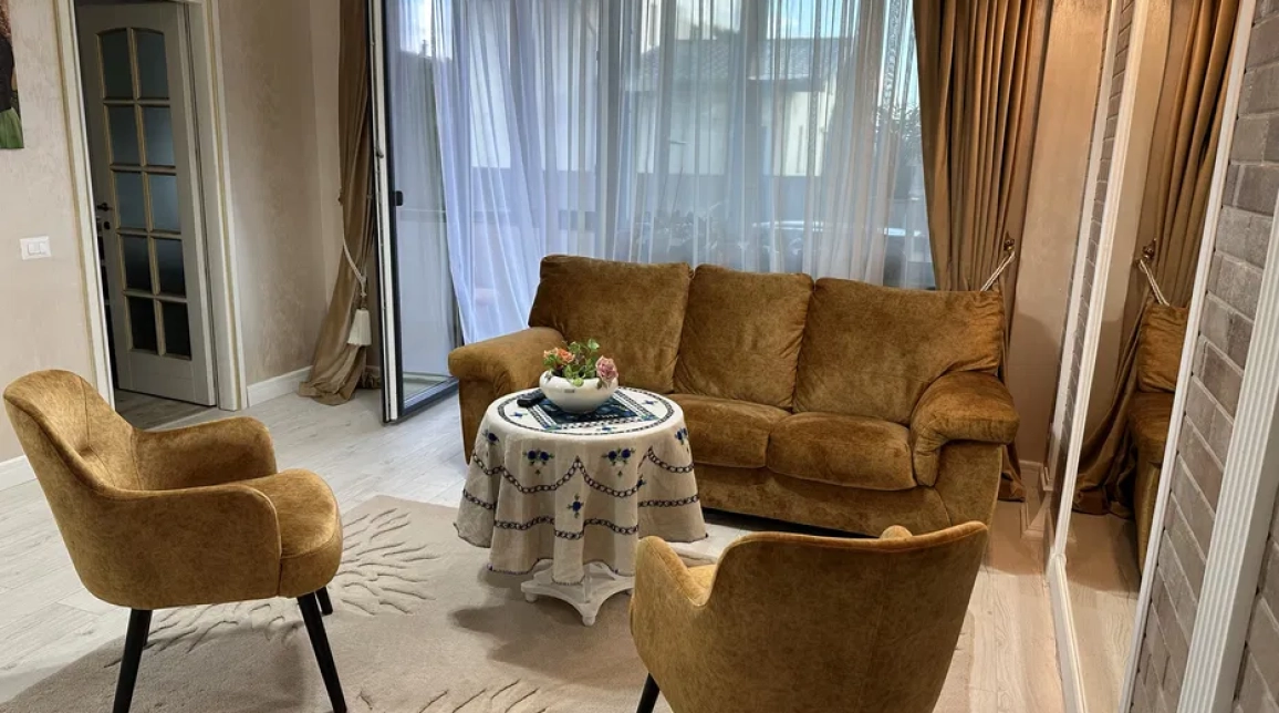 Oferta Fermelor apartament 74 mp, 2 camere, decomandat, de inchiriat imagine 1