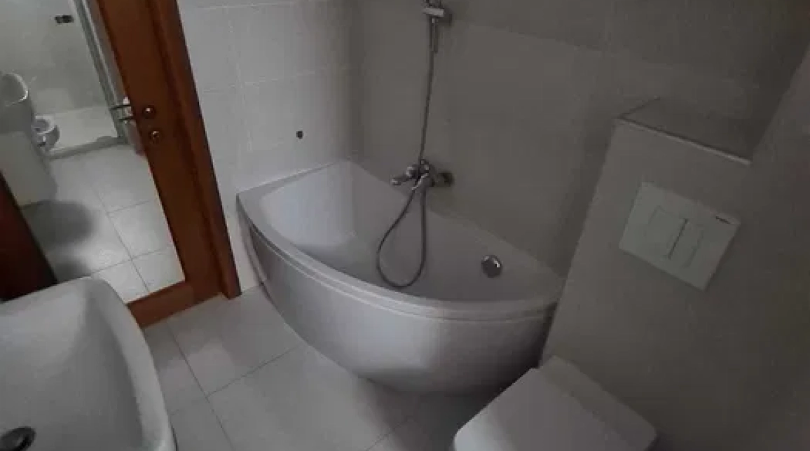 Oferta Precista apartament 70 mp, 3 camere, decomandat, de inchiriat imagine 7