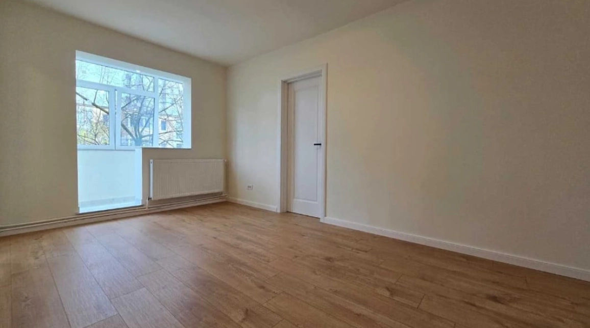 Oferta 2 camere, nedecomandat, 38 mp, de vanzare apartament in zona Alexandru cel Bun,  Liceul Miron Costin imagine 1