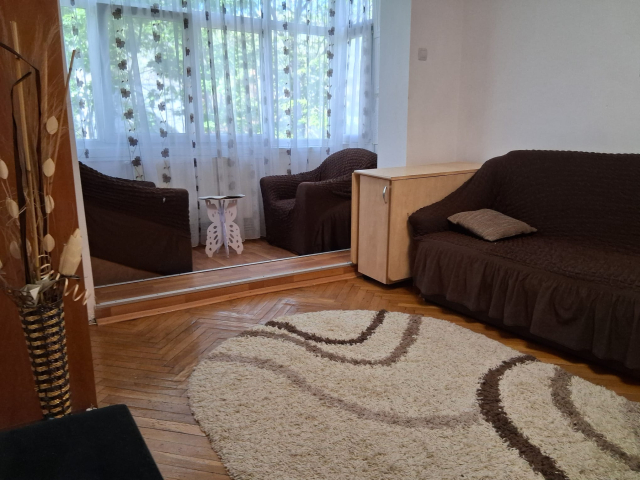 2 camere,  semidecomandat,  50 mp, de vanzare apartament in zona Podu Ros,  (Salubris) 162263