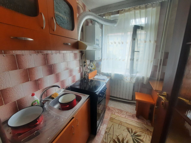 Precista apartament  47 mp, 2 camere,  decomandat, de vanzare,  (Scoala nr 4) 161904