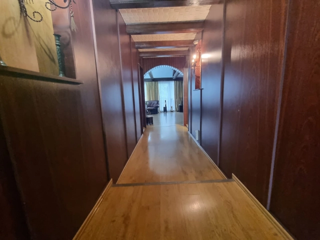 Apartament 7 camere - Sararie