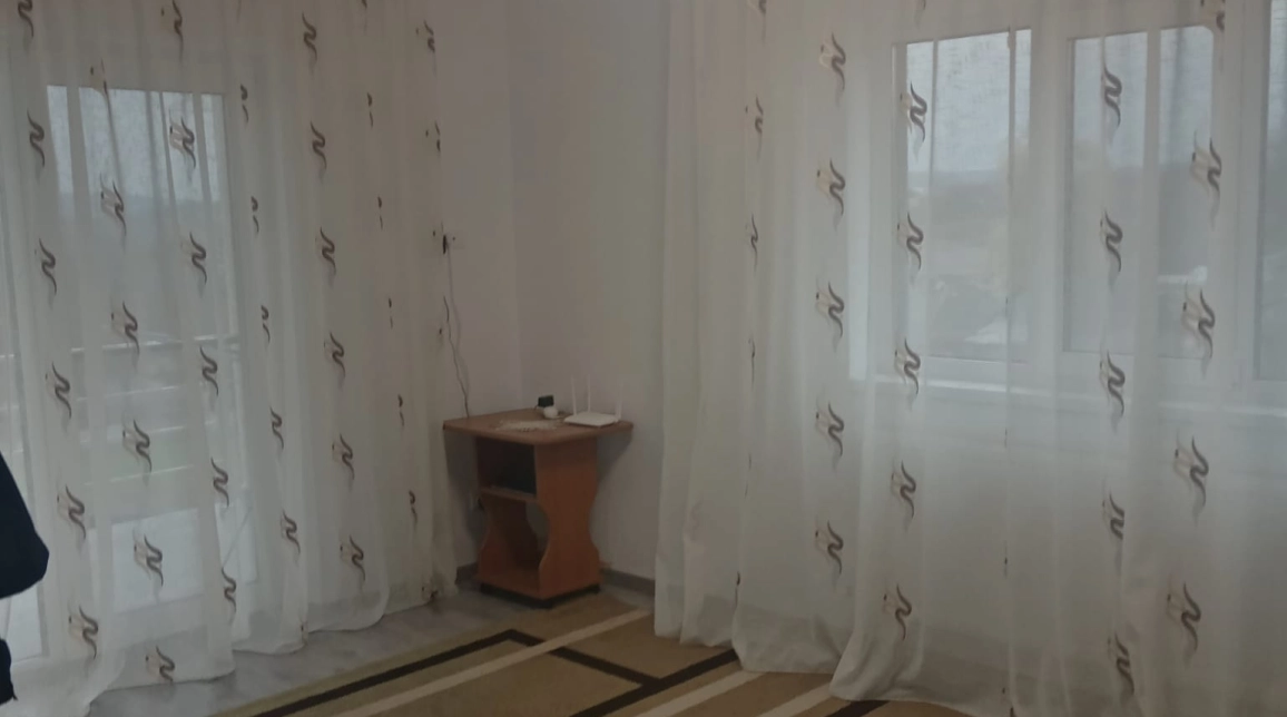 Oferta De vanzare casa, 5 camere, 180 mp, Ciurbesti,   imagine 1