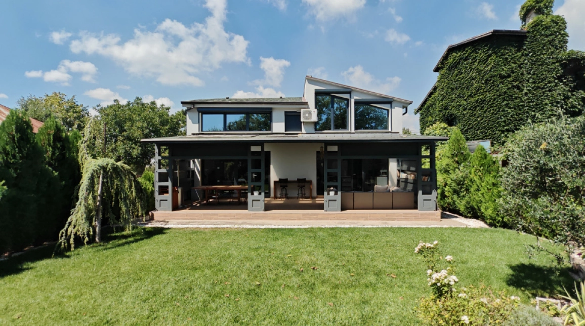 Oferta Casa de vanzare, 5 camere, 180 mp, Eforie Sud,  Drum National, Nou renovata,  locuinta sau birou imagine 1