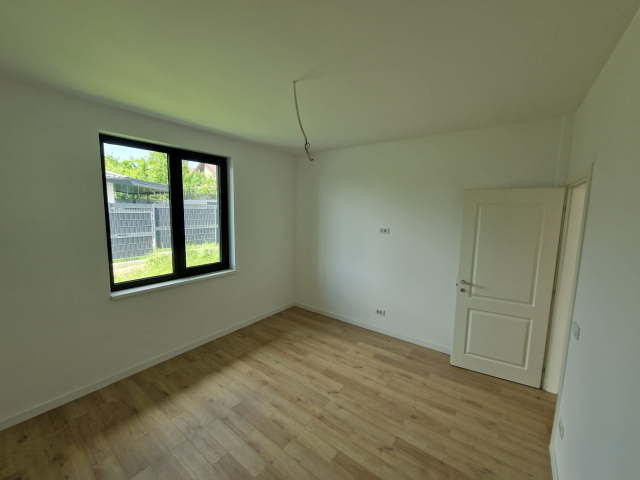 Miroslava casa 127mp, 4 camere,  de vanzare,  (n spate la Familiy Market ) 163009