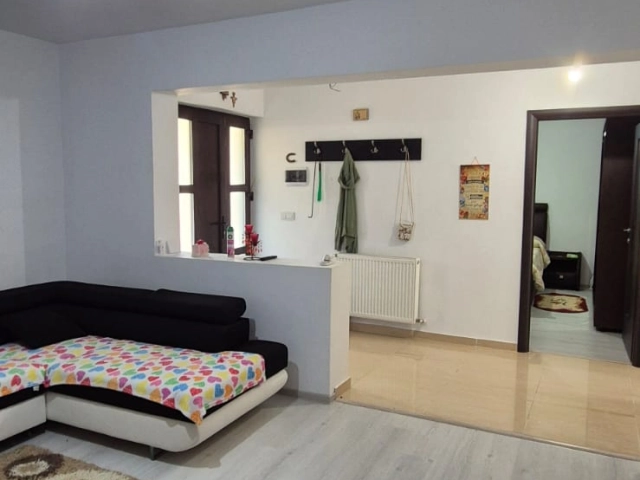 Apartament 3 camere - Visani
