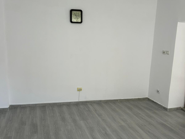 Spatiu comercial Tudor Vladimirescu Iulius Mall 42mp  162075