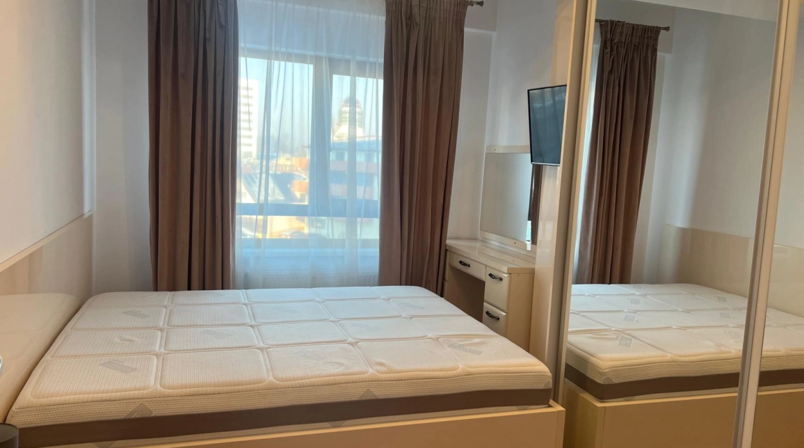 Oferta De inchiriat apartament, 2 camere, open-space, 38 mp, Nicolina,  Prima Statie imagine 1